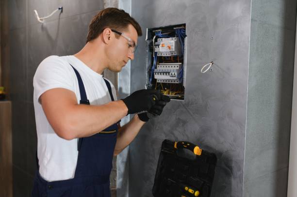 Best Outdoor Lighting Installation  in Wickliffe, OH